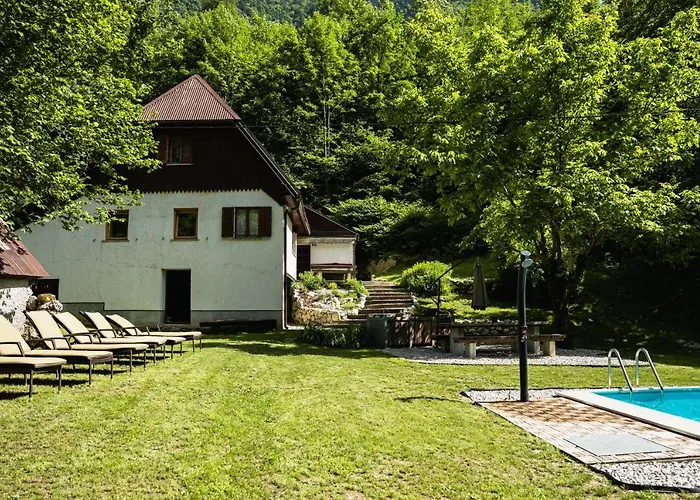 Gorska Mountain * Soča
